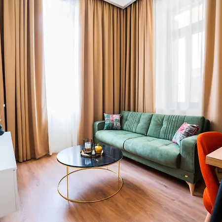Oikia Classic House Apart Otel Kavala