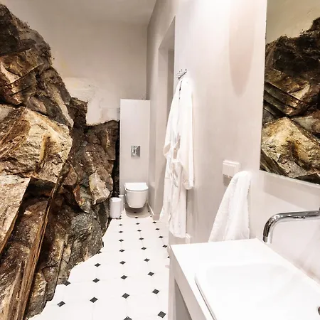 Oikia Classic House In Old Town 4*