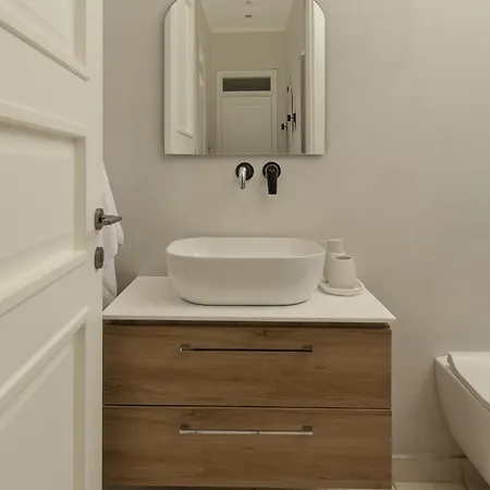 Oikia Classic House In Old Town 4*